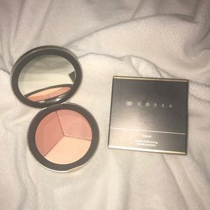Code8 Blush Palette
